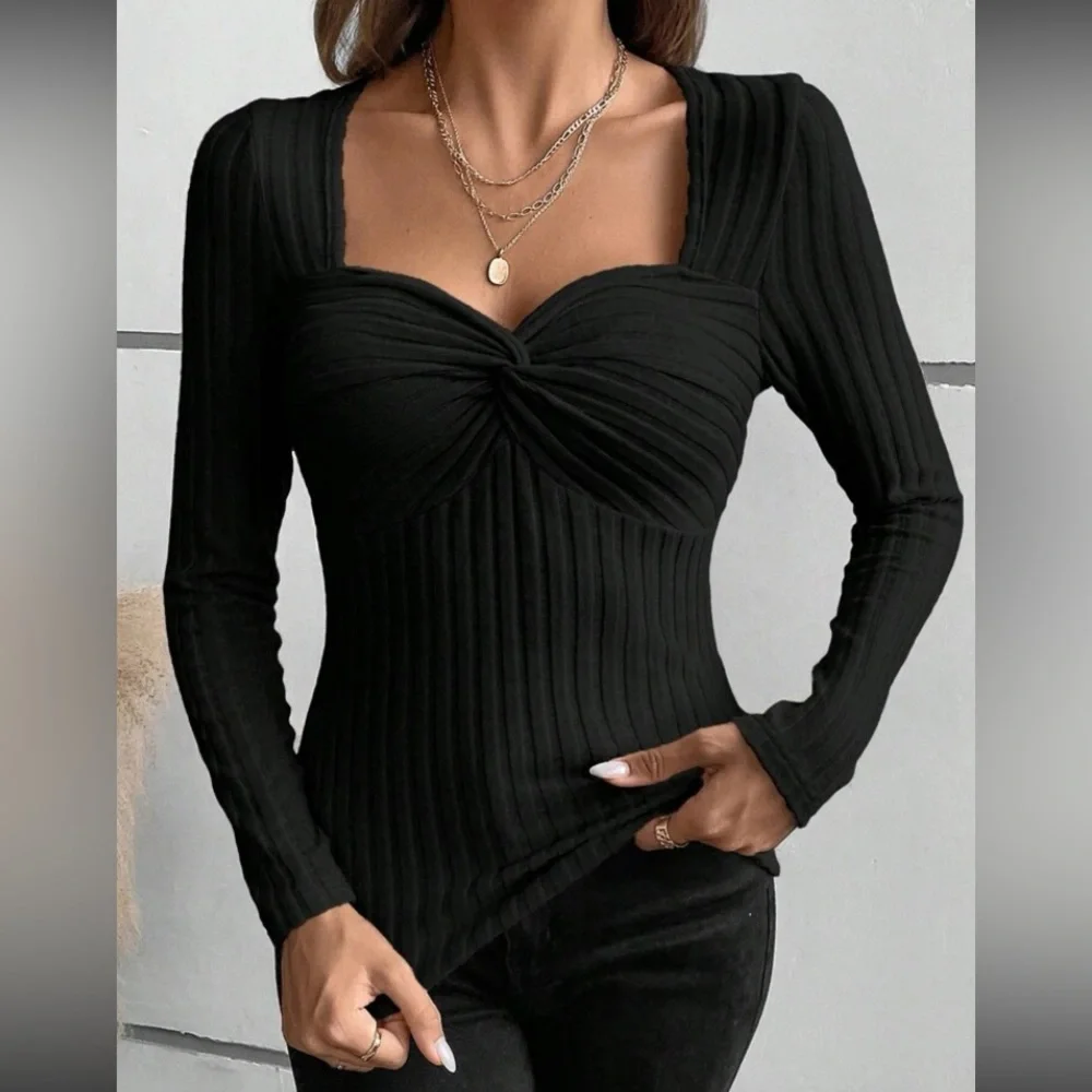Luxe twist front top
